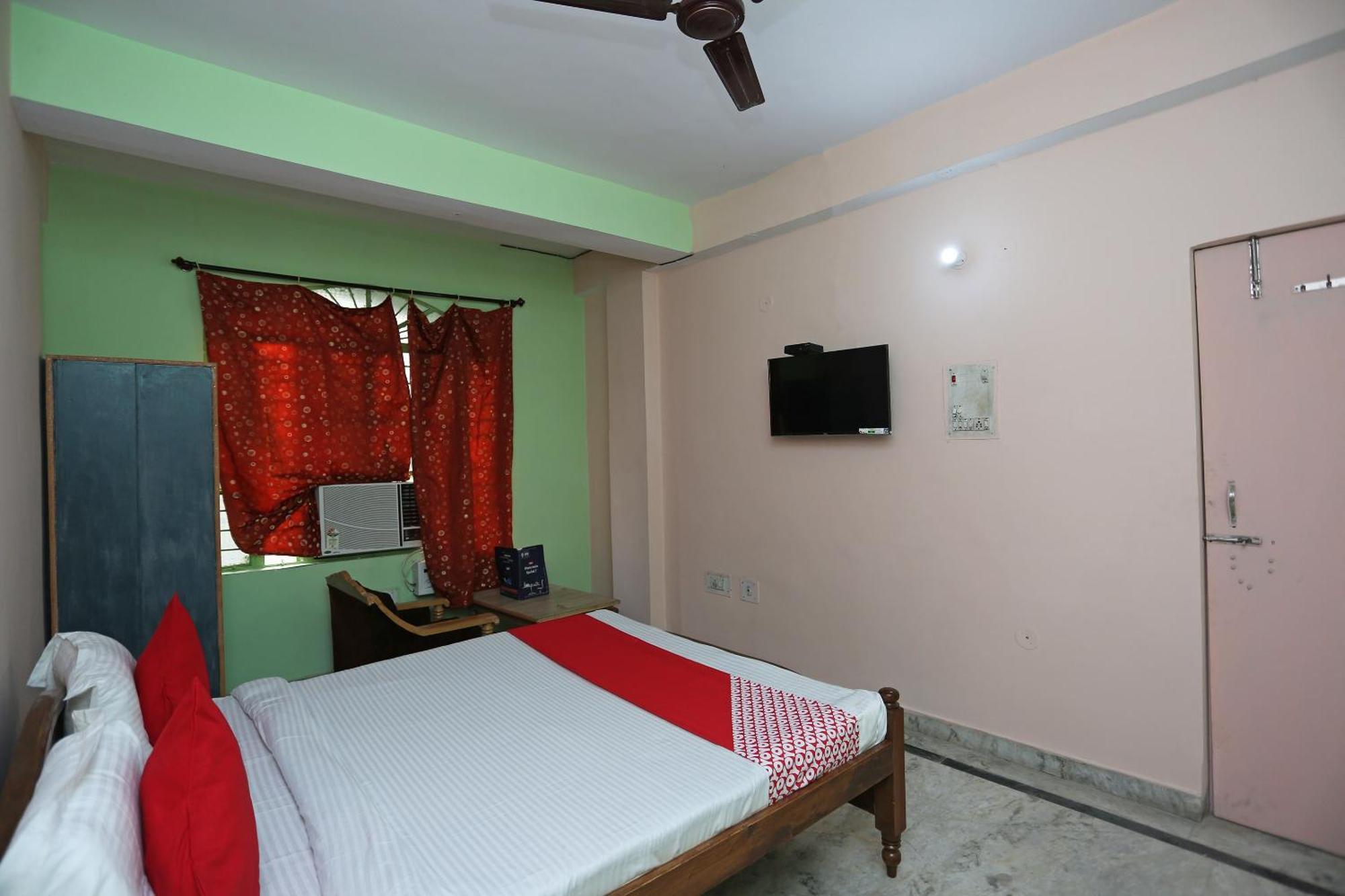 โอโย 19971 โฮเต็ล นิว อุระวศี Hotel Hajipur ภายนอก รูปภาพ