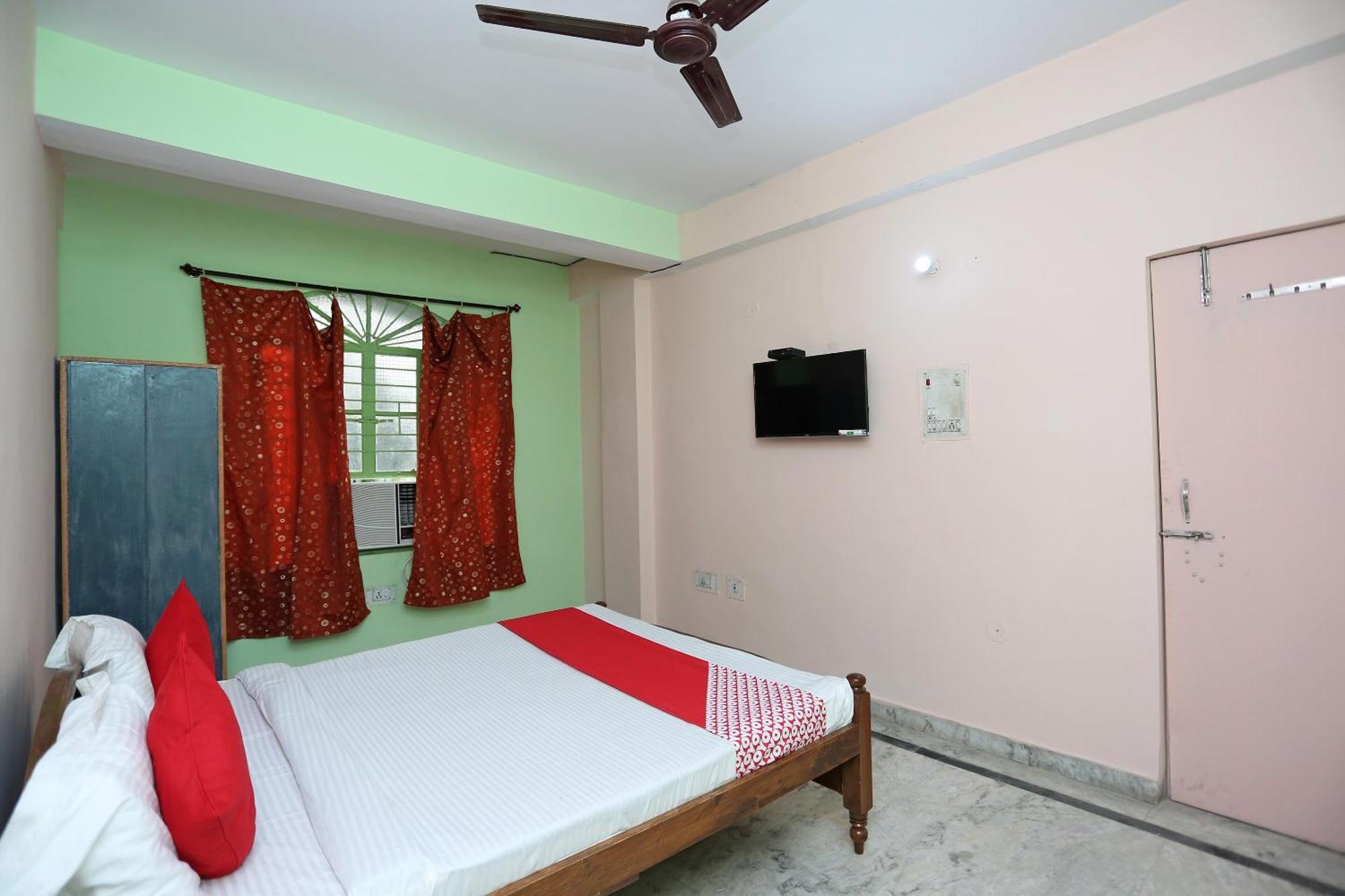 โอโย 19971 โฮเต็ล นิว อุระวศี Hotel Hajipur ภายนอก รูปภาพ